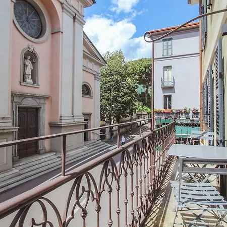 Renzo E Lucia Menaggio