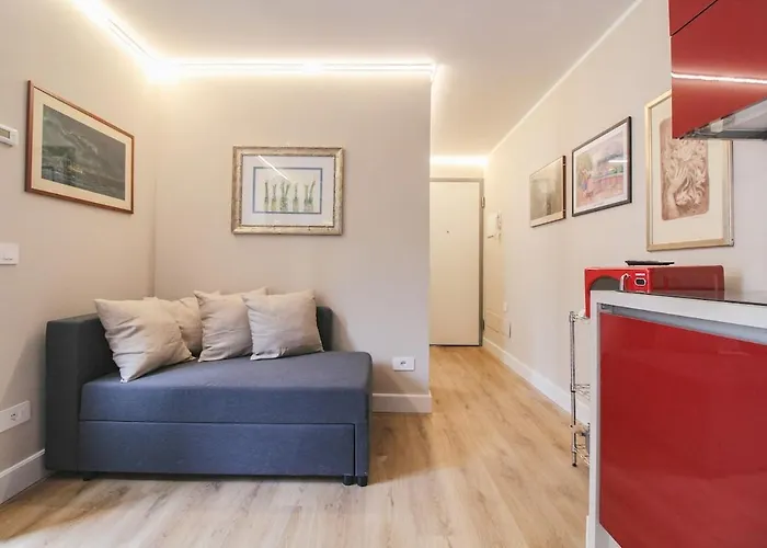 Renzo E Lucia Lägenhet *