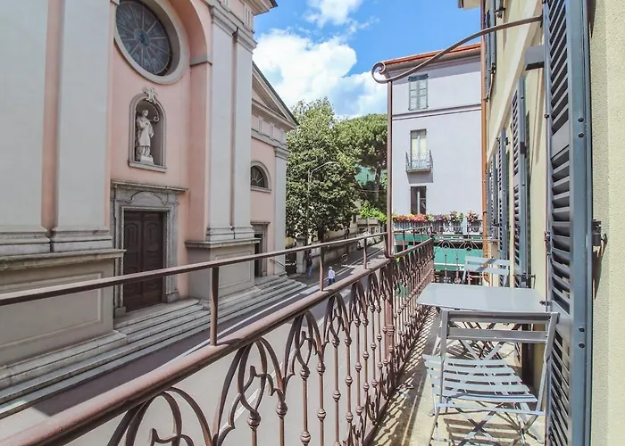 Renzo E Lucia Menaggio